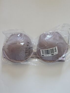 Victoria's Secret Light Taupe Molded Bra